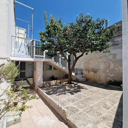 Holiday home Gm Con Giardino *